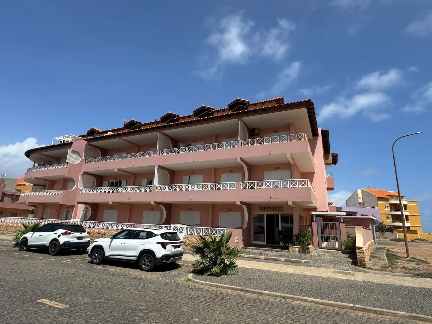 Holiday Properties Prestige2 (Wifi) — Exterior