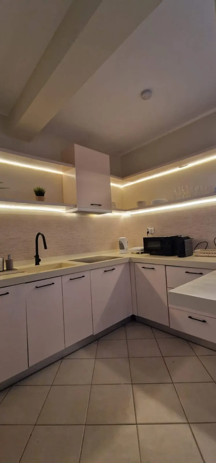 Sal Casa BEACH — Full kitchen