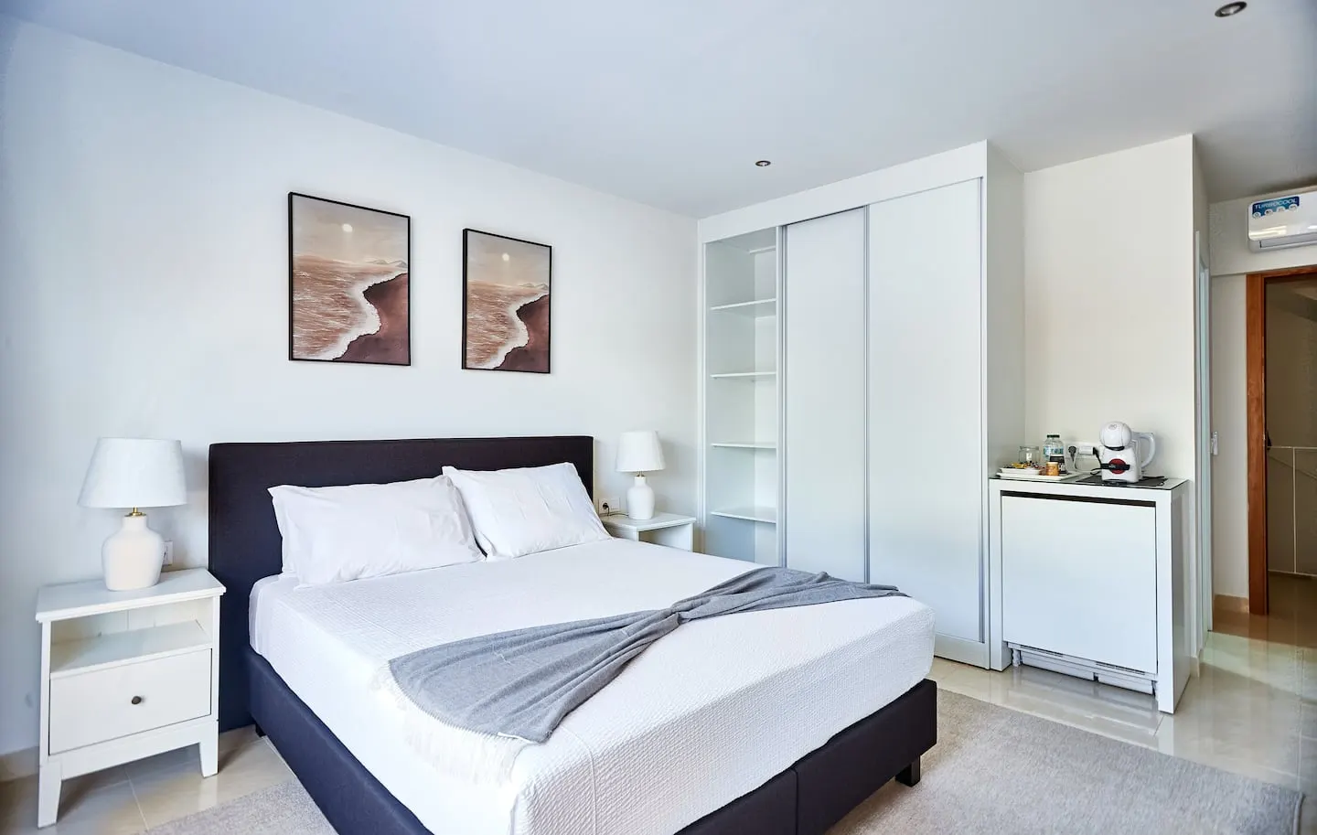 Cam's Suites 101 — Bedroom